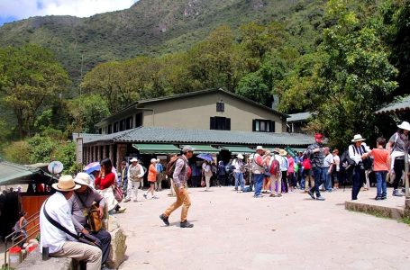 Comercios del hotel Machu Picchu Sanctuary Lodge sin licencia de funcionamiento