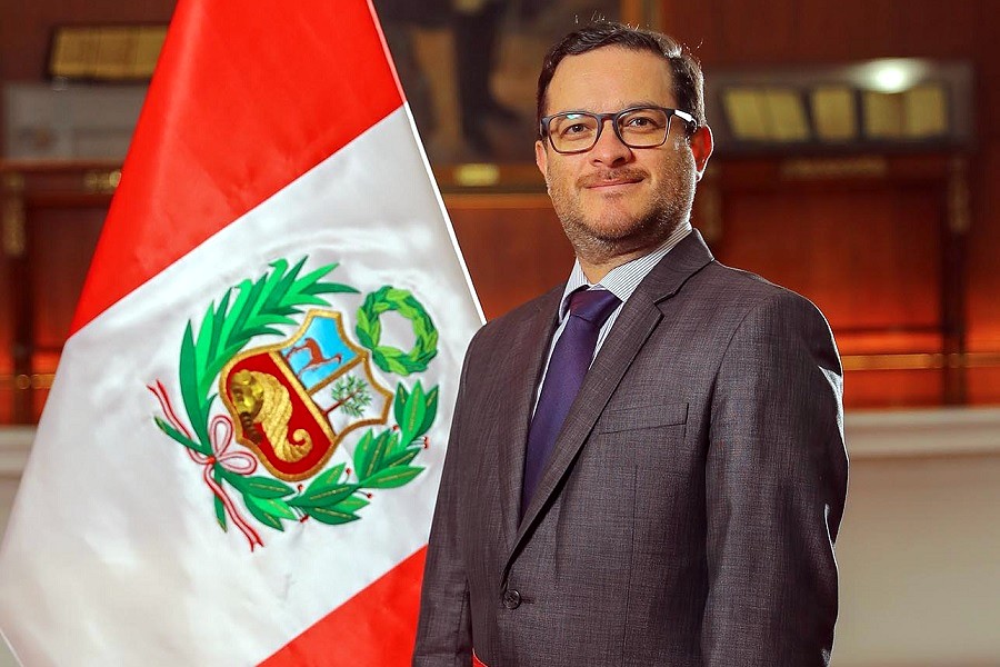 Edgar Vásquez fue ratificado como ministro de Comercio Exterior y Turismo