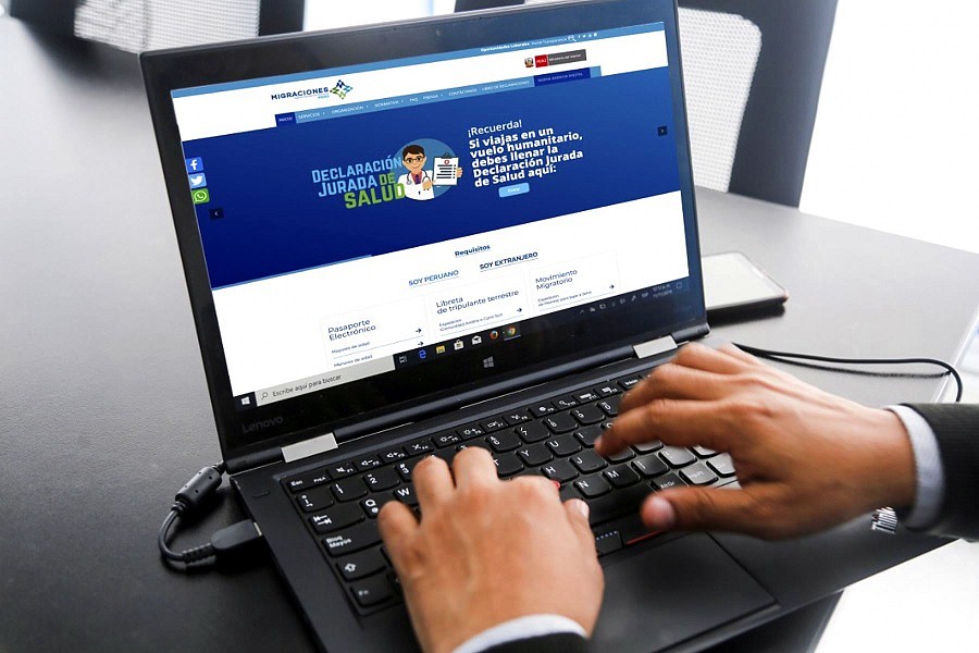 Viajeros que lleguen al Perú deben llenar declaración jurada de salud en Migraciones