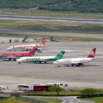 IATA pide a Venezuela reconsiderar revocatoria de permisos de operación de aerolíneas