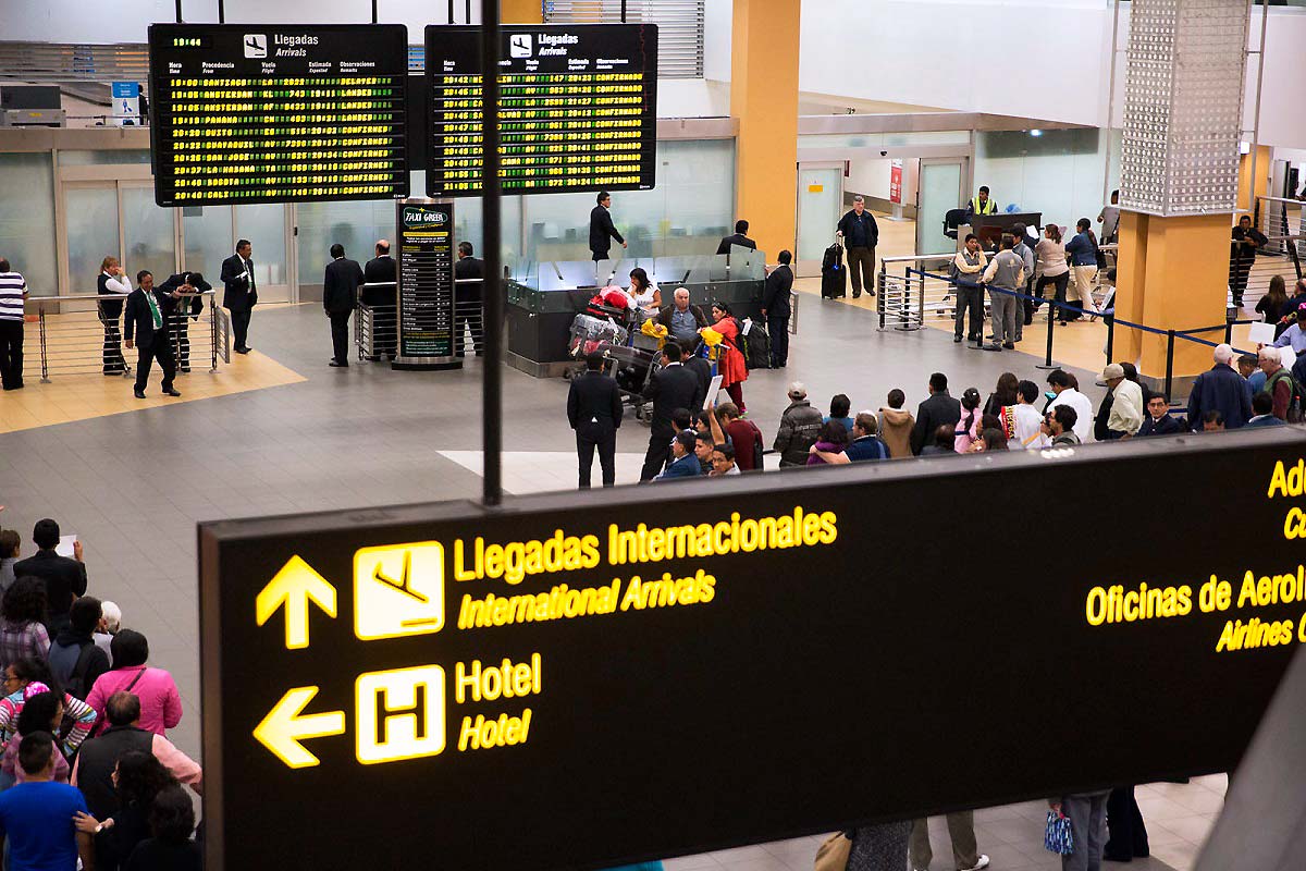 Vuelos internacionales: Santiago y Bogotá son las rutas con mayor tráfico desde Lima