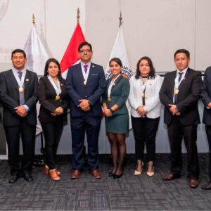Colitur Lima realizó ceremonia de colegiatura de 45 Licenciados en Turismo
