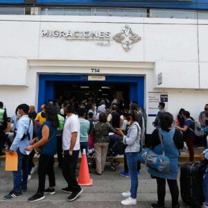 Apavit: trámite de pasaportes en Migraciones sigue siendo un “caos” y una “pesadilla” para los viajeros
