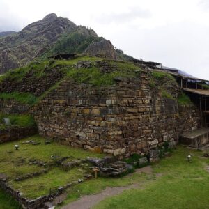Áncash: suspenden visitas a Chavín de Huántar tras derrumbe en mirador de Shallapa