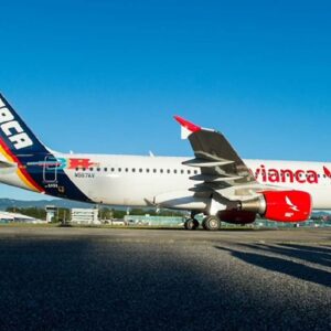 Avianca pinta uno de sus aviones A320 con imagen retro de Taca