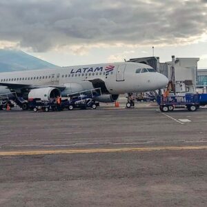 Aeropuerto de Arequipa solo podrá operar de día por daños a equipos de navegación