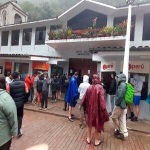 Mincetur emite formulario de registro para turistas que queden varados en Cusco