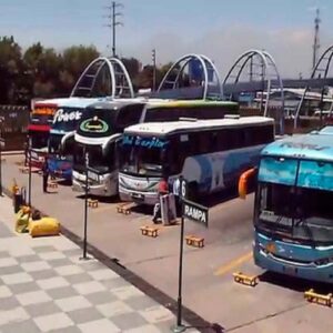 Suspenden viajes interprovinciales en terminal terrestre de Arequipa por protestas