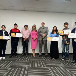 Premian a ganadores del concurso de cuentos “Ositran, contigo por las rutas del Perú”