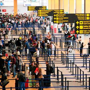 Corpac aclara que no tiene relación con retraso de vuelos en aeropuerto Jorge Chávez