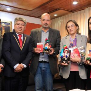 Autoridades anuncian proyectos ambiciosos para reactivar el turismo en Cusco