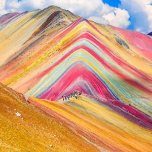Cusco: Indecopi investiga a empresa turística por accidente en vía a montaña Siete Colores