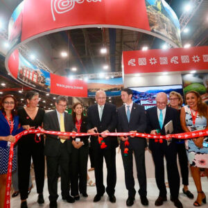 APAVIT y FIEXPO Latin America suscriben importante convenio para impulsar el turismo de reuniones