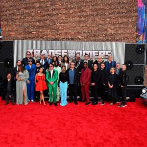 Nueva York se vistió de rojo y blanco durante el avant premier de Transformers [VIDEO]