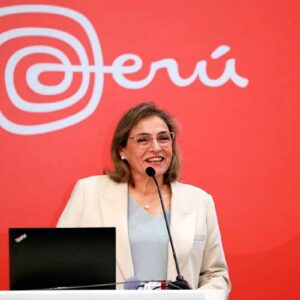 Viceministra Burns: Perú necesita un sector privado fortalecido para fomentar el turismo