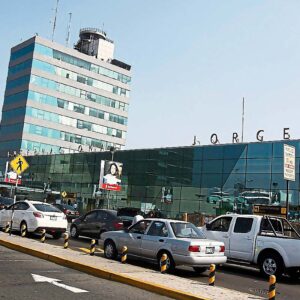 Desde 1 de diciembre taxis ingresarán al aeropuerto Jorge Chávez sin acreditar solicitud de pasajero