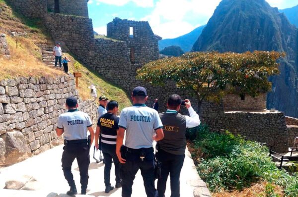 Dos guías de turismo son investigados en Cusco por presunta adulteración de boletos a Machu Picchu