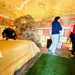 Turistas de Trujillo y Piura son los primeros huéspedes del hotel subterráneo de Cajamarca