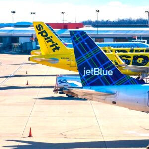 Aerolíneas de Estados Unidos cancelan vuelos a Ecuador por crisis de seguridad