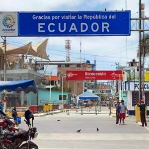 Perú descarta cierre de frontera con Ecuador tras ola de violencia