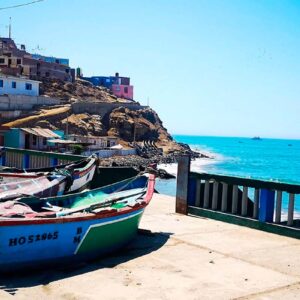 Oleajes anómalos: 34 puertos permanecen cerrados en litoral norte y centro