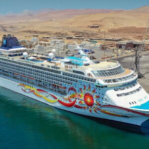 Paracas recibe al crucero Norwegian Sun con más de 2 mil pasajeros