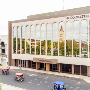 DoubleTree by Hilton Iquitos revoluciona la hotelería amazónica con tecnología verde de vanguardia
