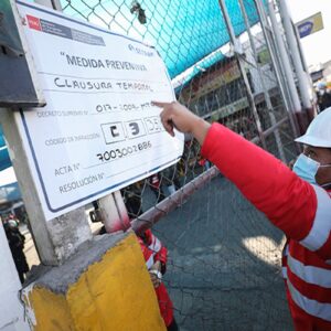 Sutran clausura terminal de buses que operaba de manera informal en Arequipa