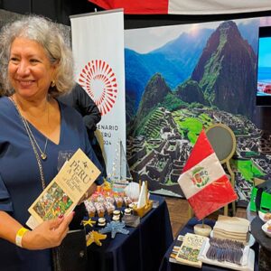 Perú promociona su cultura y gastronomía en encuentro de países solidarios en Santa Cruz