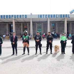 Policía extrema medidas de seguridad ante inicio de reunión de APEC en Cusco