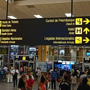 Apavit: 8,500 pasajeros afectados por paralización del aeropuerto Jorge Chávez, exige sanciones
