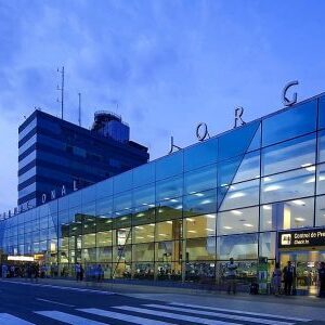 Aeropuerto Internacional Jorge Chávez suspende temporalmente salidas y llegadas de vuelos por fallas técnicas