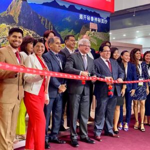 Promocionan destinos turísticos peruanos en importante feria de turismo en Shanghái