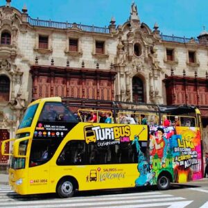 Turibus pide mayor seguridad y formalidad del turismo tras choque de bus panorámico informal