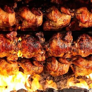 Día del Pollo a la Brasa: restaurantes proyectan ventas de hasta 900 pollos por local