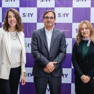 Sky Airline se une a CARE Perú para facilitar el traslado aéreo ante desastres naturales