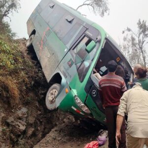 Inician las investigaciones sobre caída de bus en Machu Picchu con más de 30 turistas a bordo
