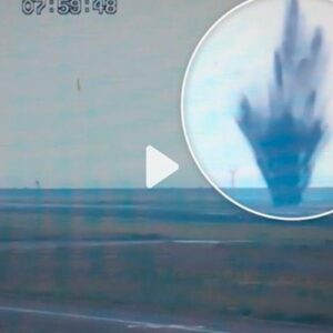 Bomba de la Segunda Guerra Mundial explotó en un aeropuerto japonés y provocó un gran cráter