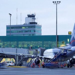 Más de 23 vuelos y 3,300 pasajeros se ven afectados por retrasos en Aeropuerto Jorge Chávez