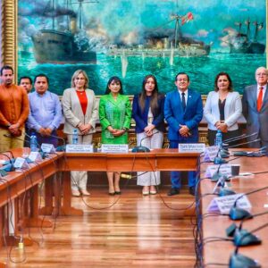 Congreso, Ejecutivo y gremios analizan propuesta para nueva Ley General de Turismo