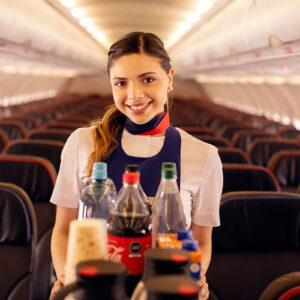 Grupo Latam logró reciclar 280 toneladas de residuos de su servicio a bordo durante 2024