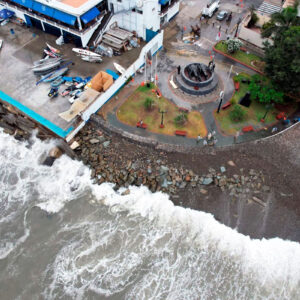 Ejecutarán plan de reactivación para el turismo en zonas afectadas por fuertes oleajes