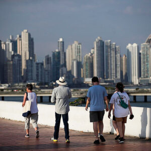 Cámara de Turismo de Panamá en contra de fijar impuesto a turistas extranjeros