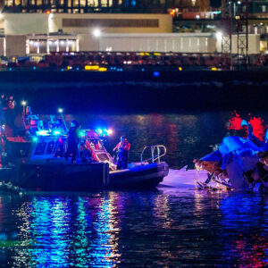 Accidente aéreo en Washington: recuperan 28 cuerpos de choque entre avión y helicóptero