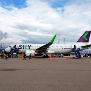 Aeropuerto de Jauja reinició operaciones recibiendo vuelo de Sky Airline