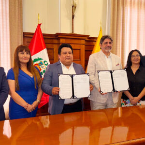 Municipios de Paracas y Miraflores promocionarán atractivos turísticos, cultura y artesanía