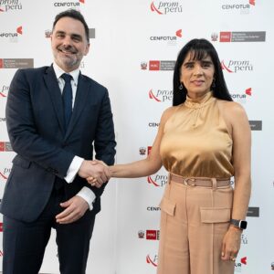 Francia muestra su interés por invertir en Teleférico de Choquequirao