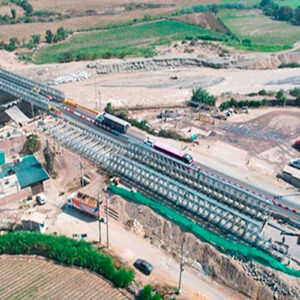 Concluyen ensamblaje del segundo puente modular en Chancay