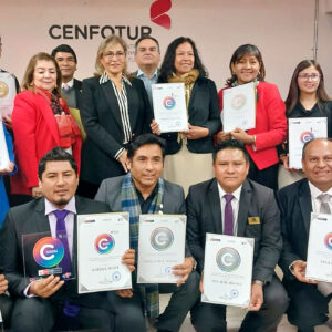 Reconocen a empresas del sector turismo que mejoraron sus servicios en el sur del país