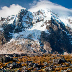 Autoridades de Cusco recomiendan evitar la ruta Salkantay por deslizamientos